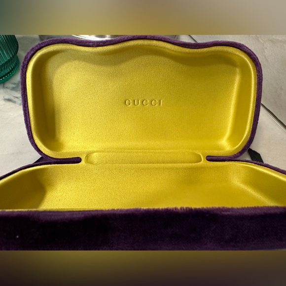 Gucci 💯 % original Box with Bag